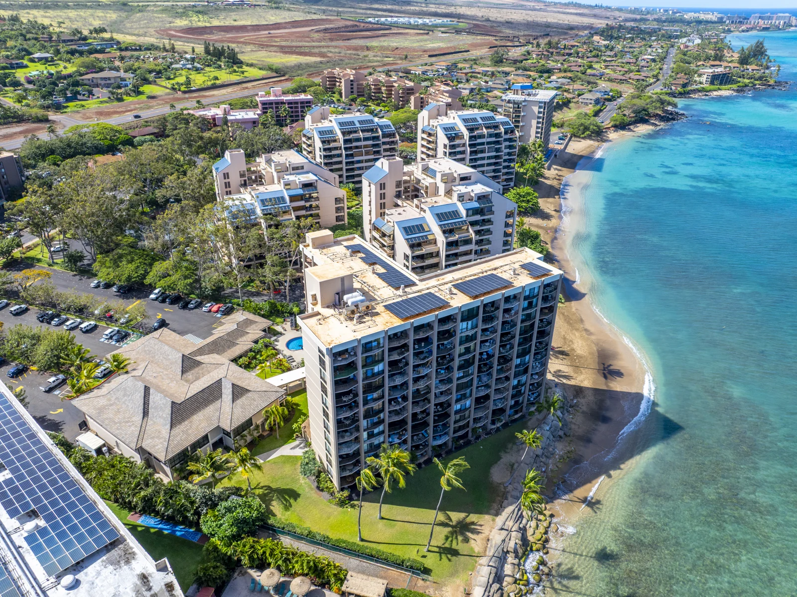 Valley Isle Resort - Commercial Building — Sale in Lahaina, HI, photo 4 of 8