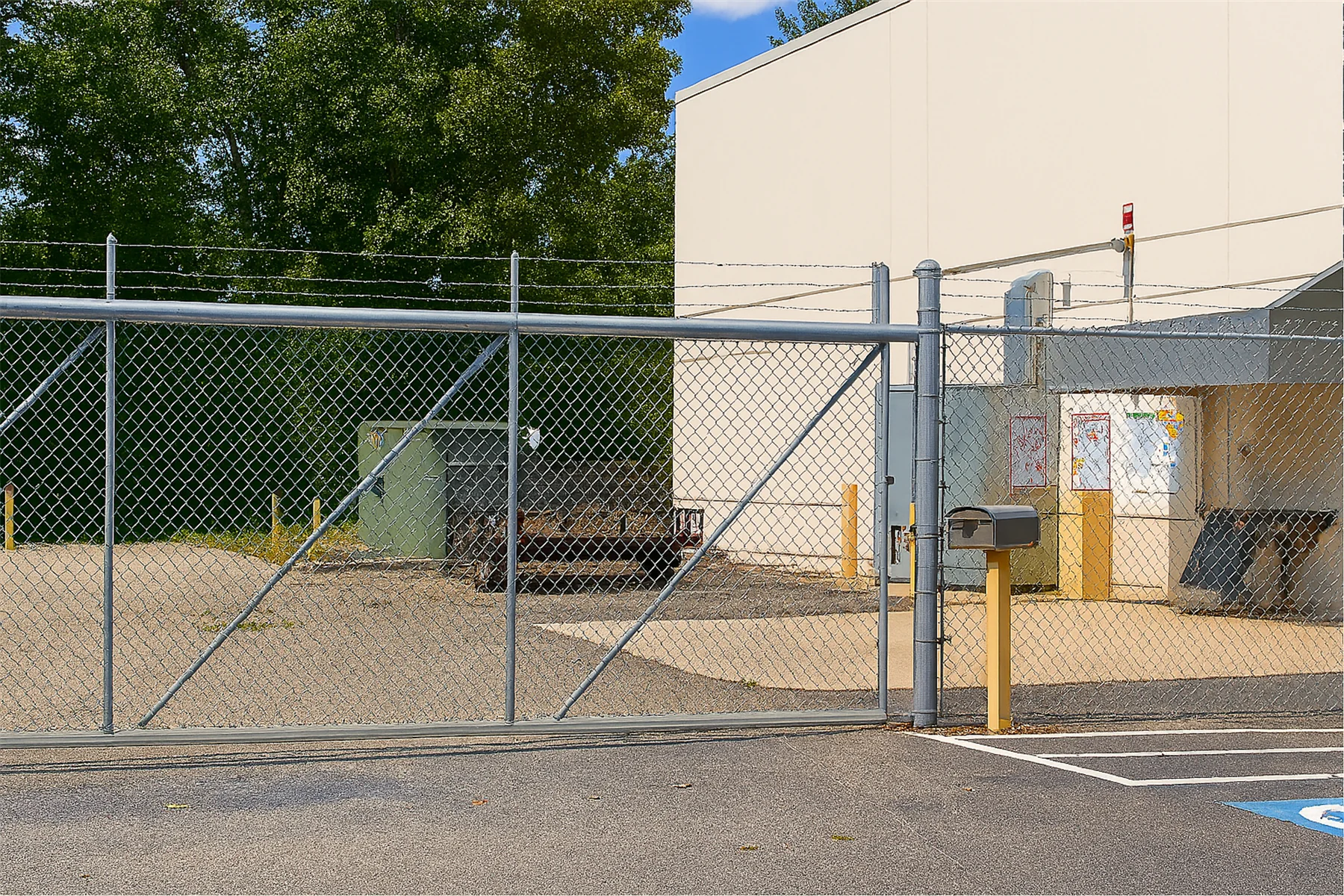 Midpark Business Park — Lease in Knoxville, TN, photo 3 of 8