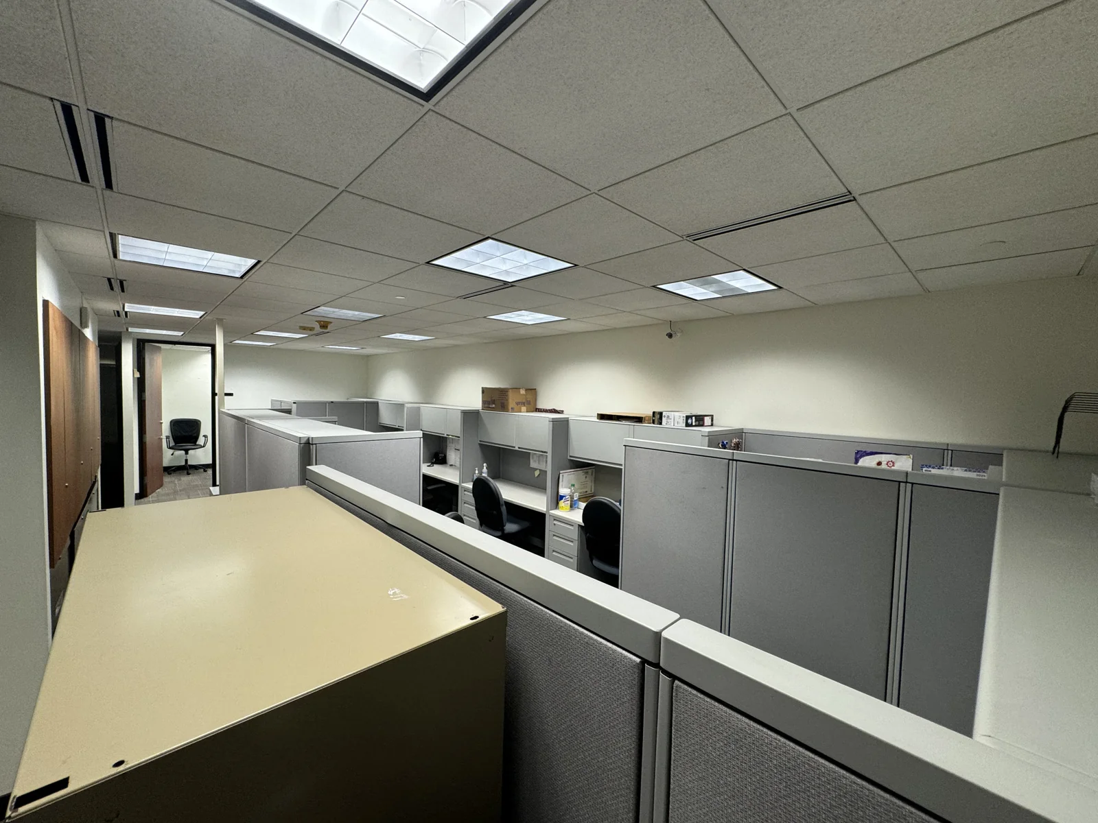 1100 Alakea Street Suite 2300 — Sale in Honolulu, HI, photo 2 of 8