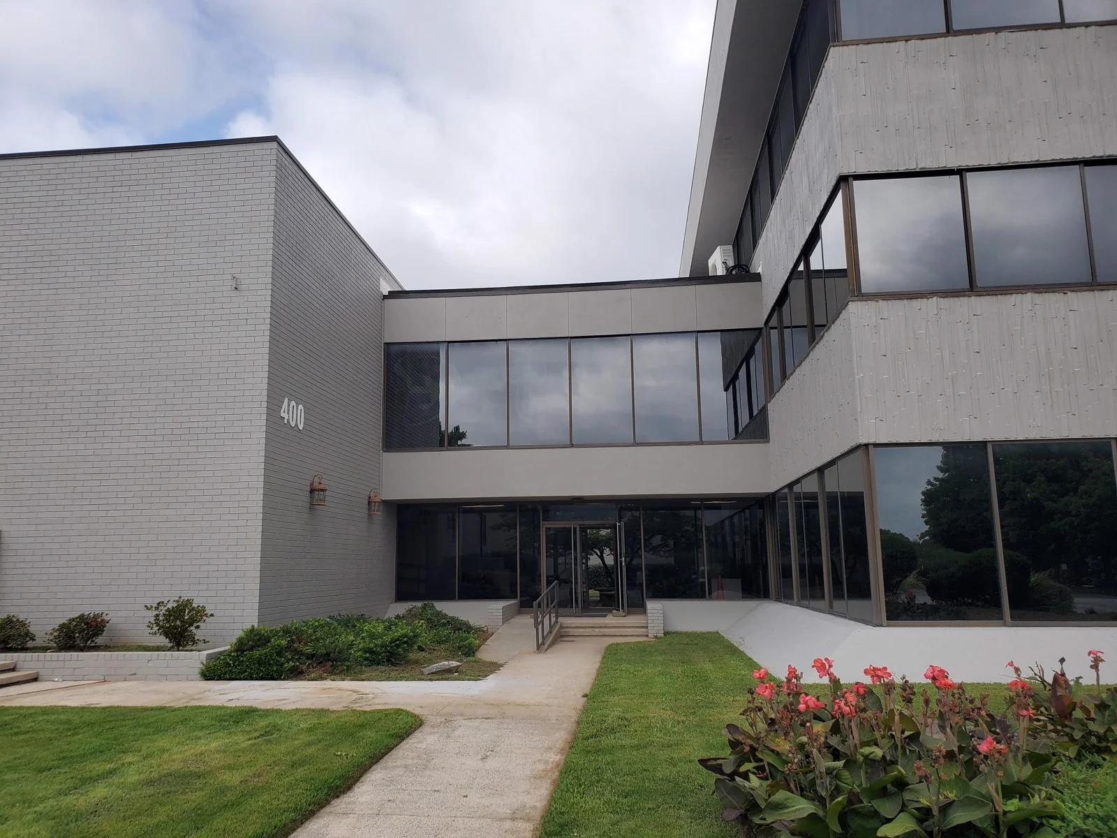4350 PIB — Lease in Norcross, GA, photo 2 of 8