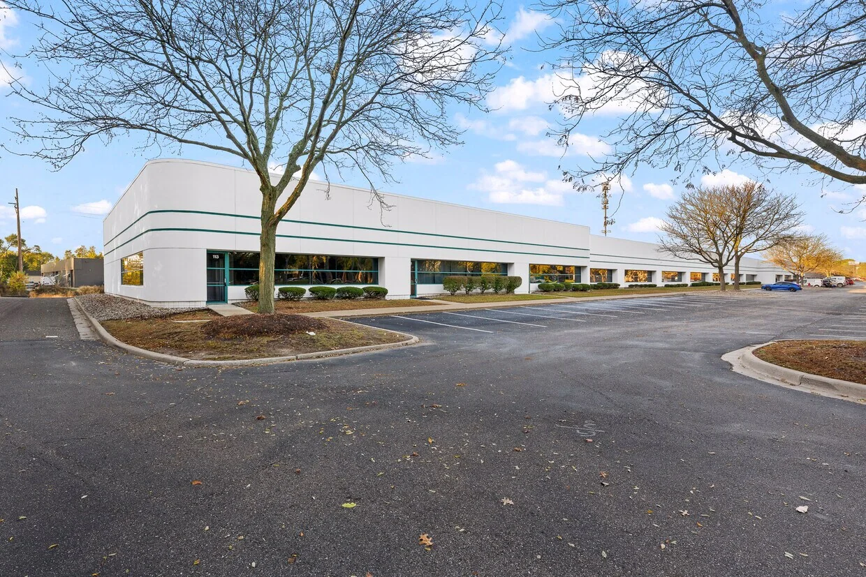 FlexIndustrial in Plymouth, MI — Lease in Plymouth, MI, photo 1 of 8