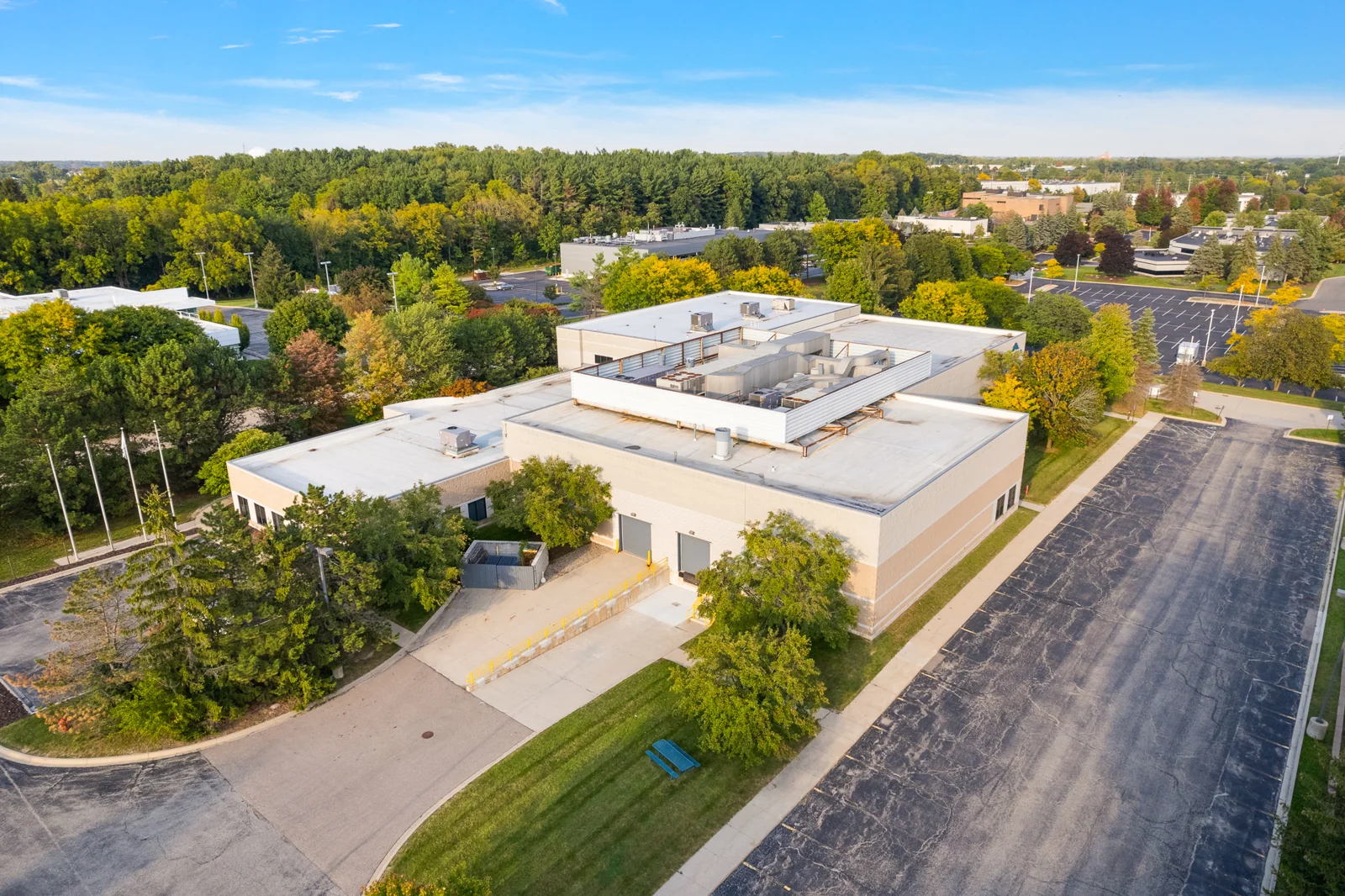 FlexIndustrial in Plymouth, MI — Lease in Plymouth, MI, photo 5 of 8
