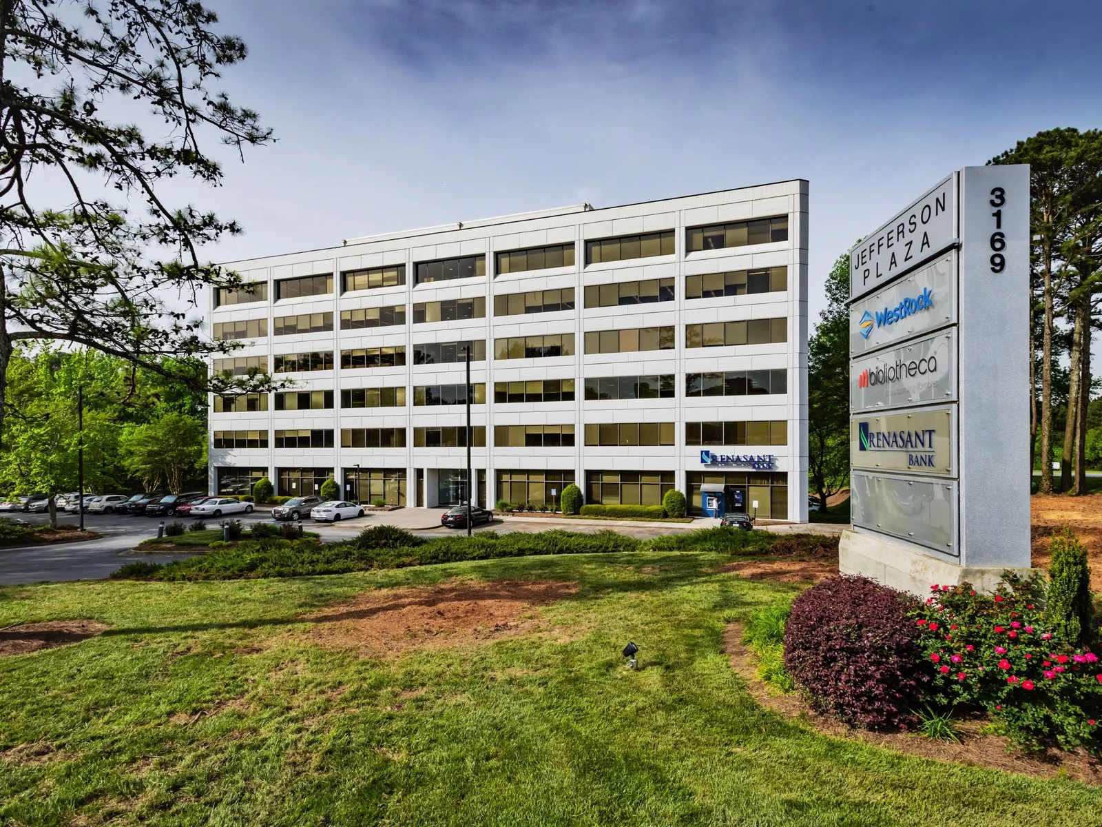 Jefferson Plaza — Lease in Norcross, GA, photo 1 of 2