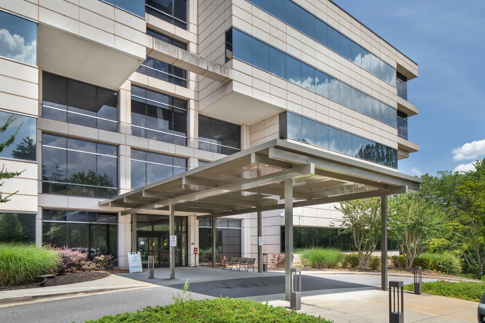 Healthcare in Alpharetta, GA — Lease in Alpharetta, GA, photo 3 of 8