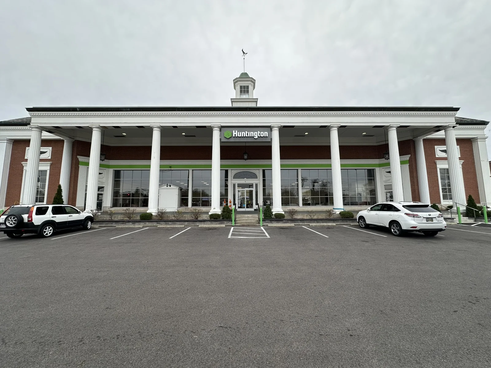 Office in Springfield, OH — Lease in Springfield, OH, photo 1 of 2