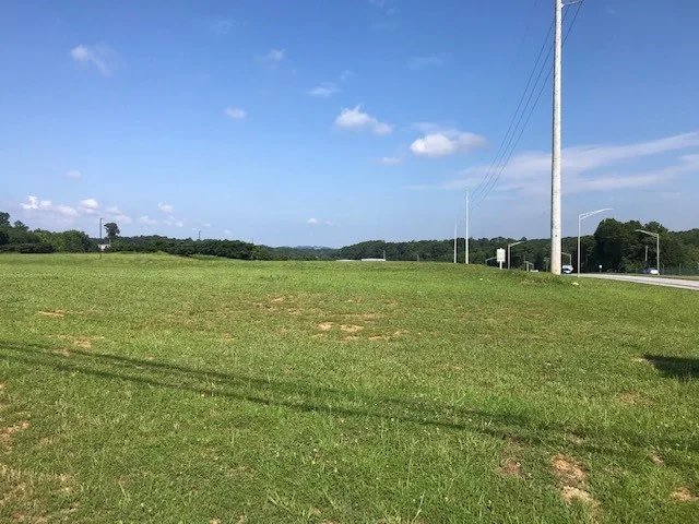 Wally Park Outparcels — Lease in College Park, GA, photo 3 of 4