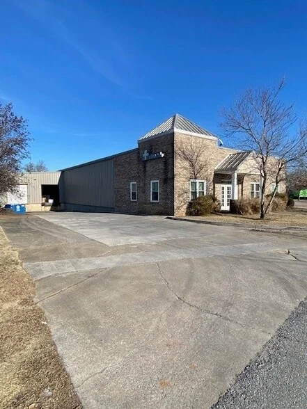 Industrial in Cartersville, GA — Lease in Cartersville, GA, photo 2 of 5