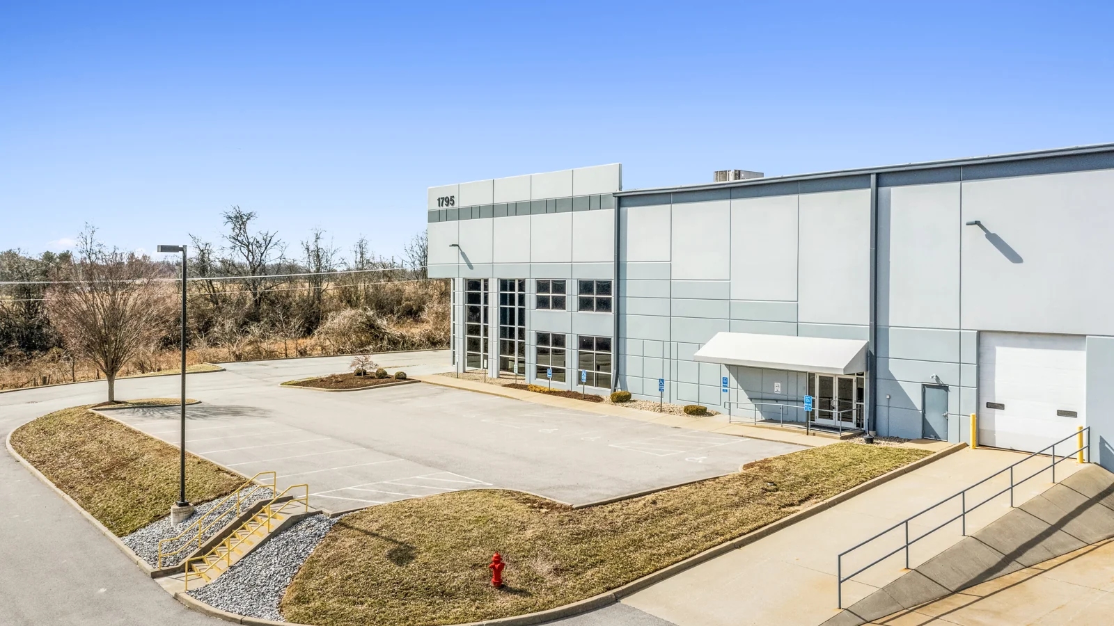 NorthPoint at Park West Building N2 — Lease in Hebron, KY, photo 7 of 8