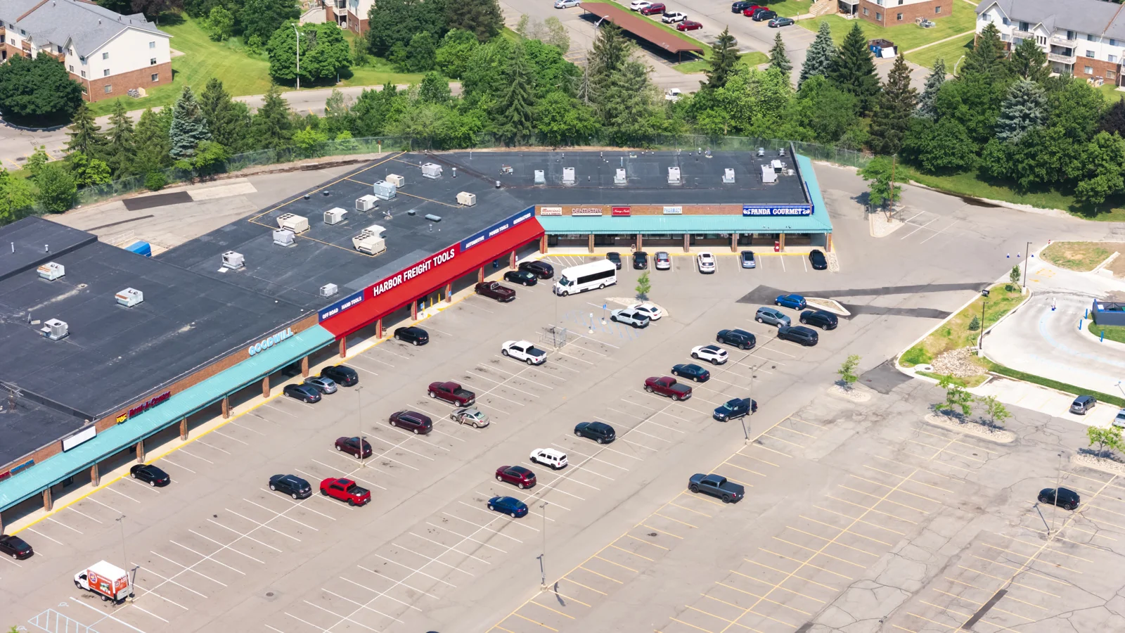 Retail in Lansing, MI - photo 6 - Lansing, MI