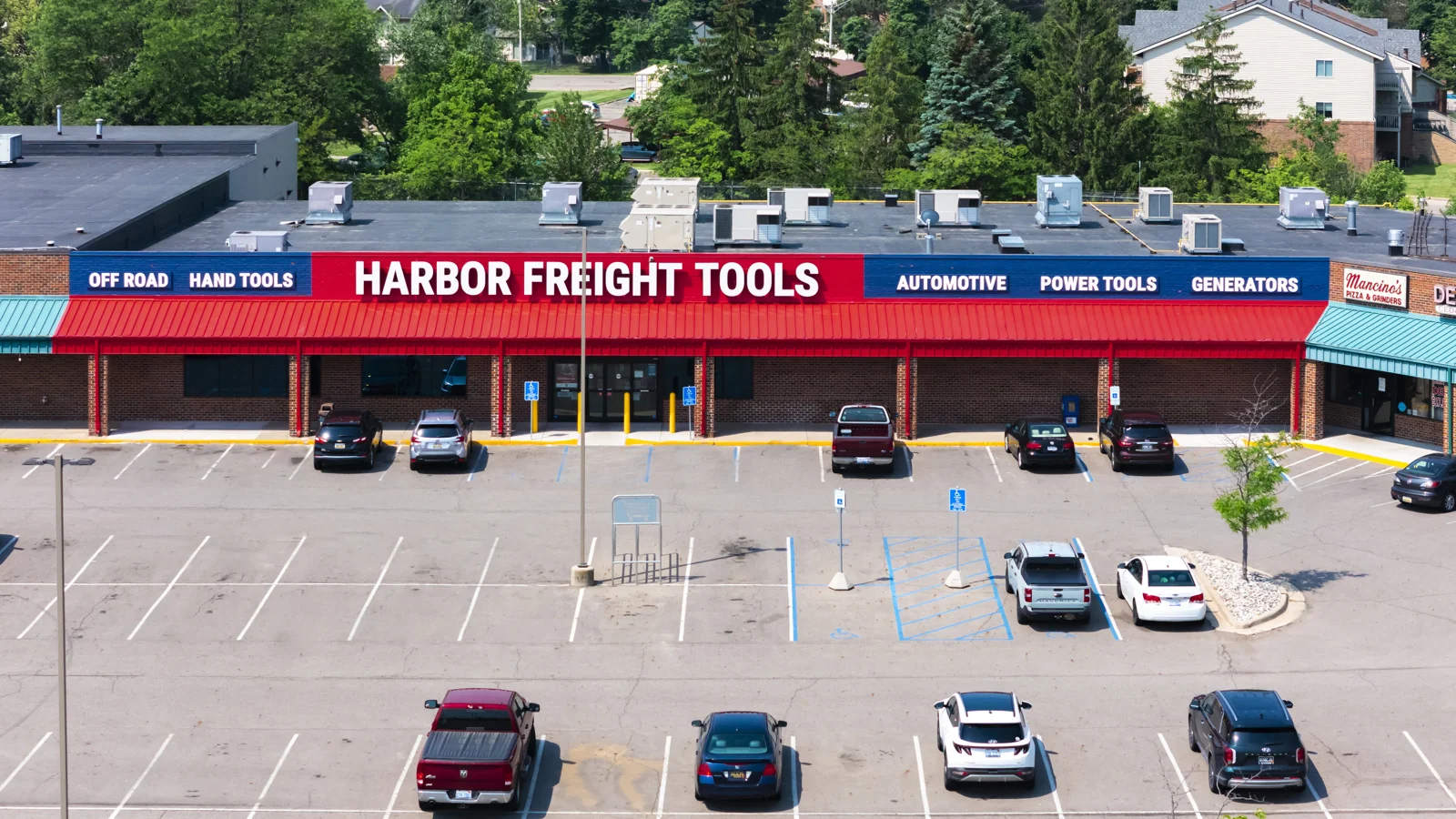 Retail in Lansing, MI - photo 7 - Lansing, MI