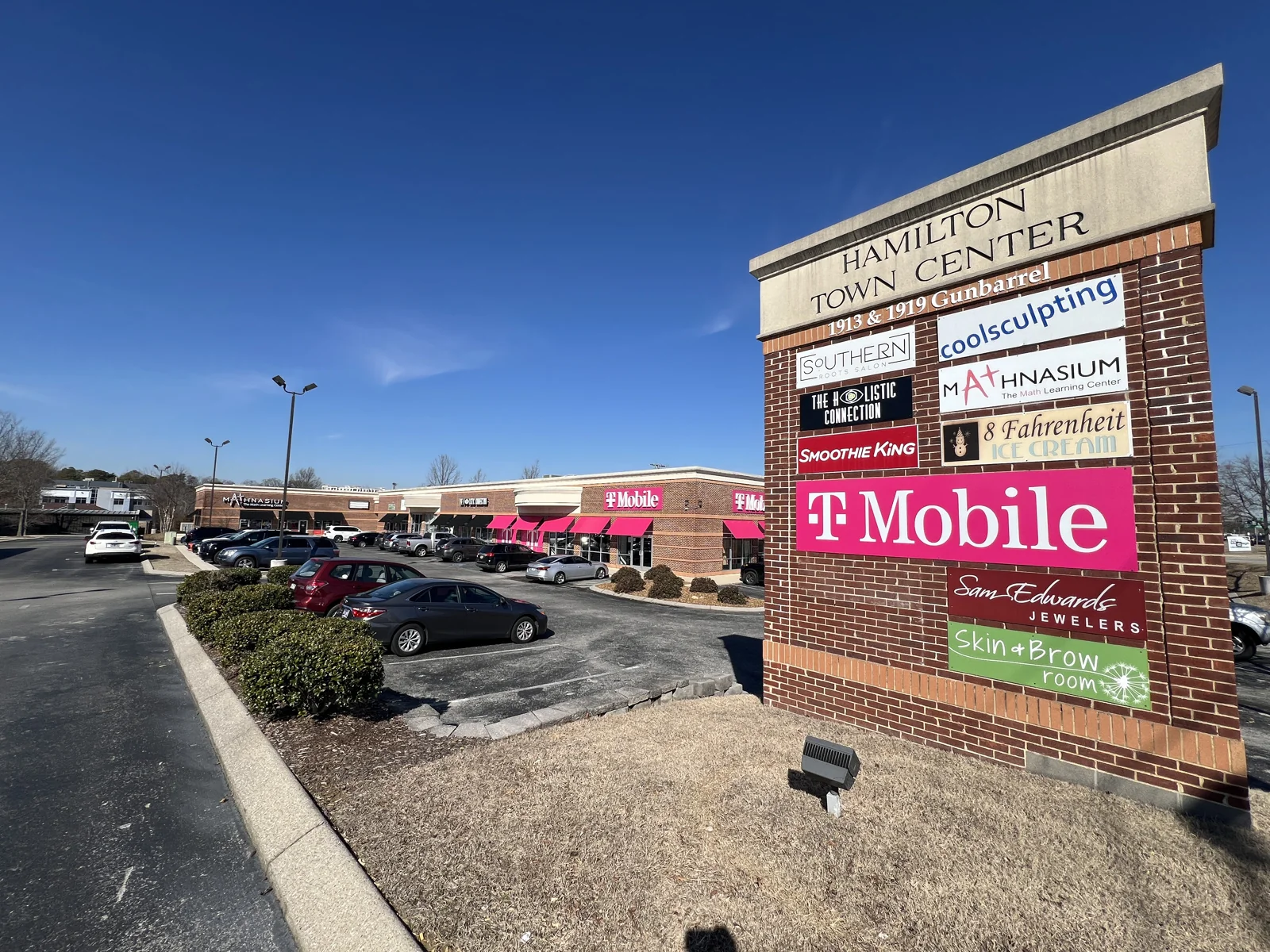 Retail in Chattanooga, TN — Lease in Chattanooga, TN, photo 5 of 6
