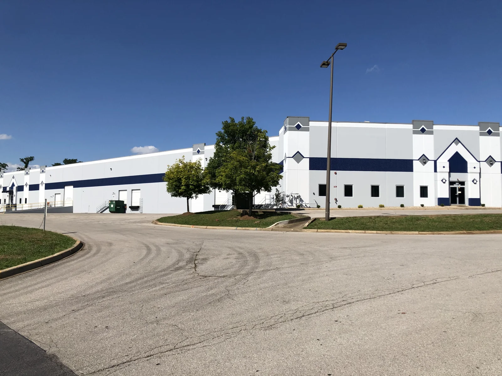 1904 Watterson Trail, Suite 100 & 110/120