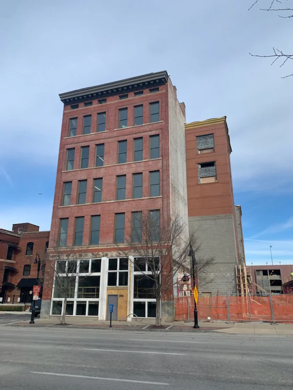 Office in Louisville, KY - photo 2 - Louisville, KY