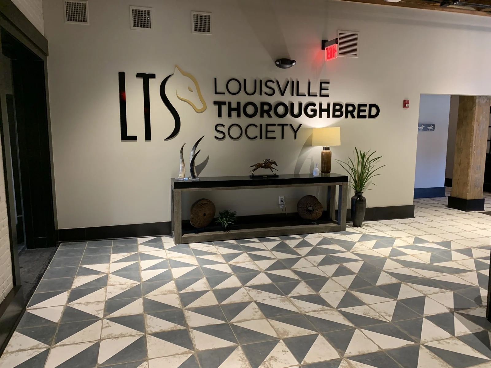 Office in Louisville, KY - photo 6 - Louisville, KY