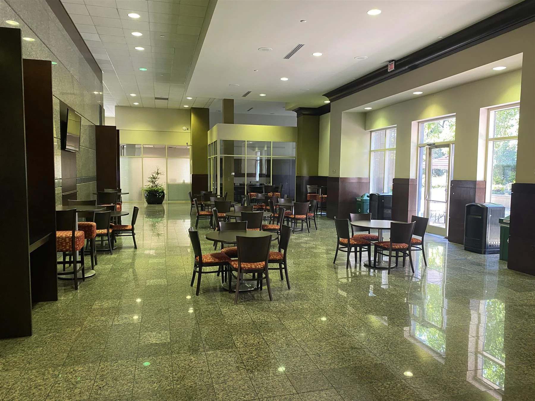 First Floor Retail | Downtown — Lease in Louisville, KY, photo 6 of 6