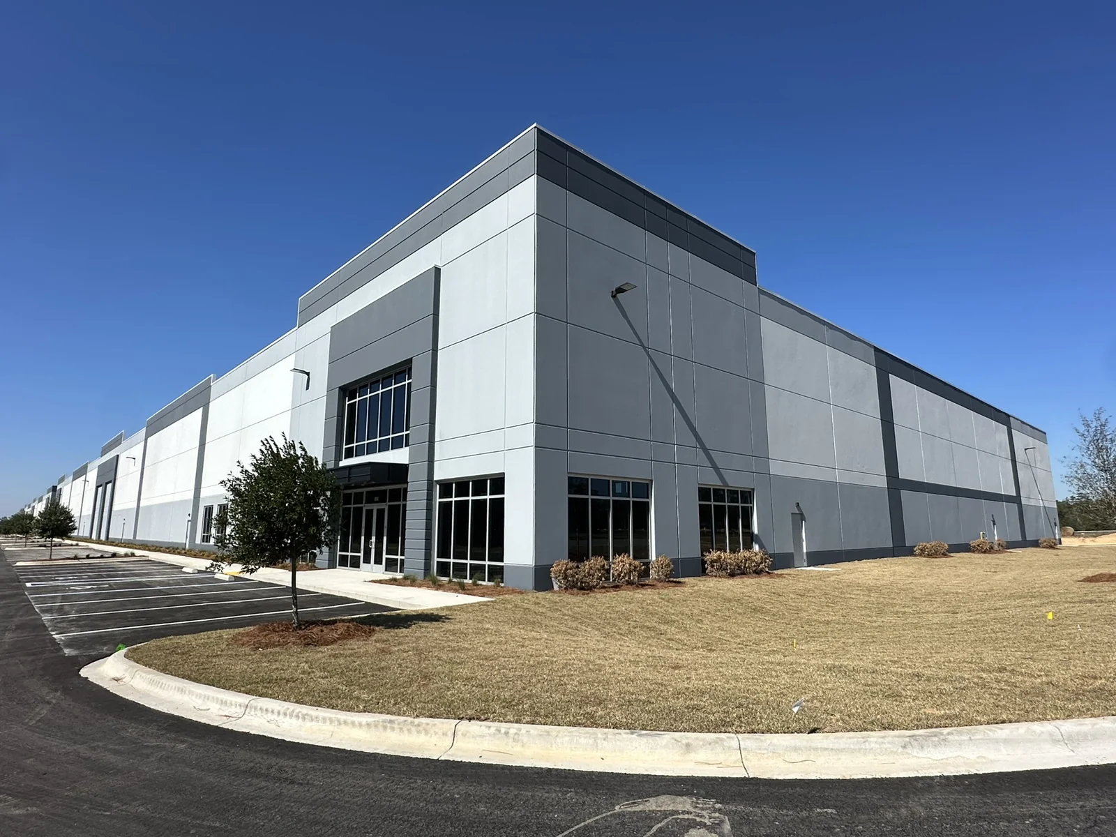 Industrial in DeFuniak Springs, FL — Lease in Defuniak Springs, FL, photo 1 of 8