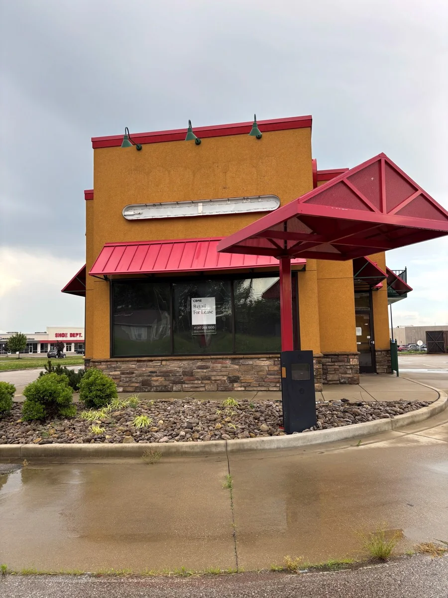 Former Popeye's Restaurant — Lease in Salem, IN, photo 5 of 5
