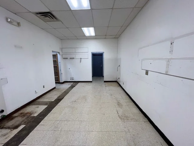 Former Vanilla Bean Bakery — Lease in Indianapolis, IN, photo 7 of 8