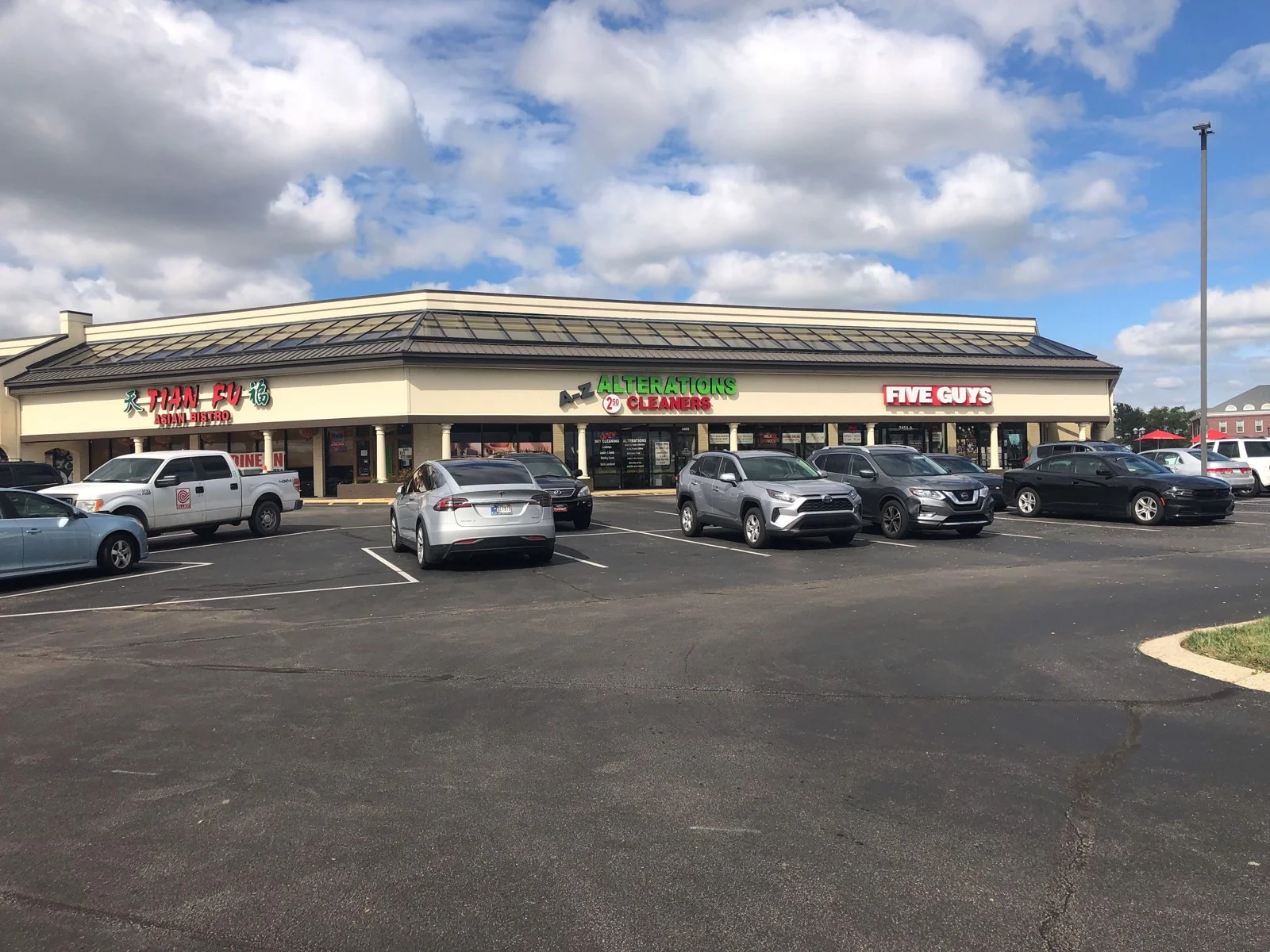 Pyramid Place — Lease in Indianapolis, IN, photo 2 of 3