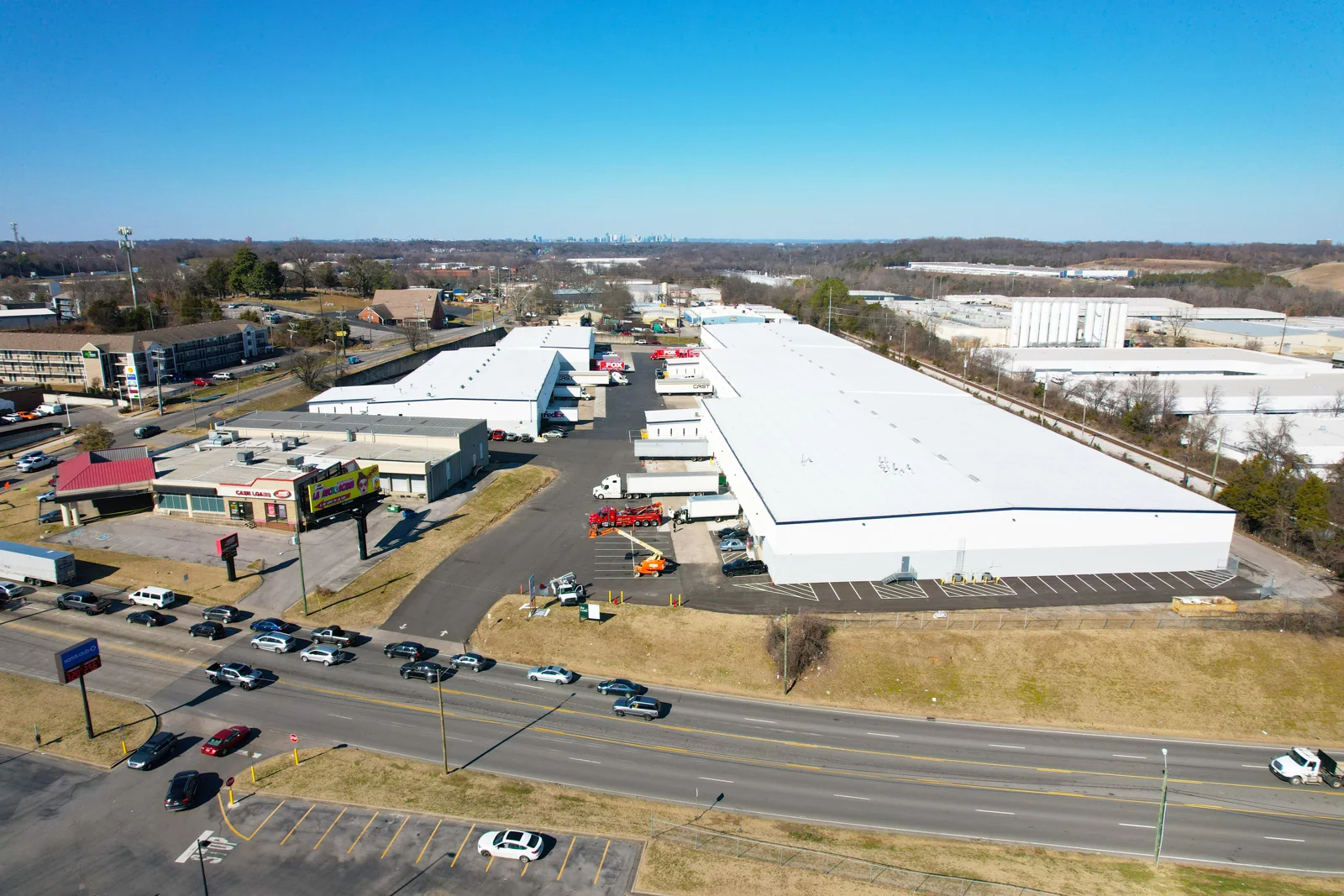 Harding Commerce Center — Lease in Nashville, TN, photo 1 of 8