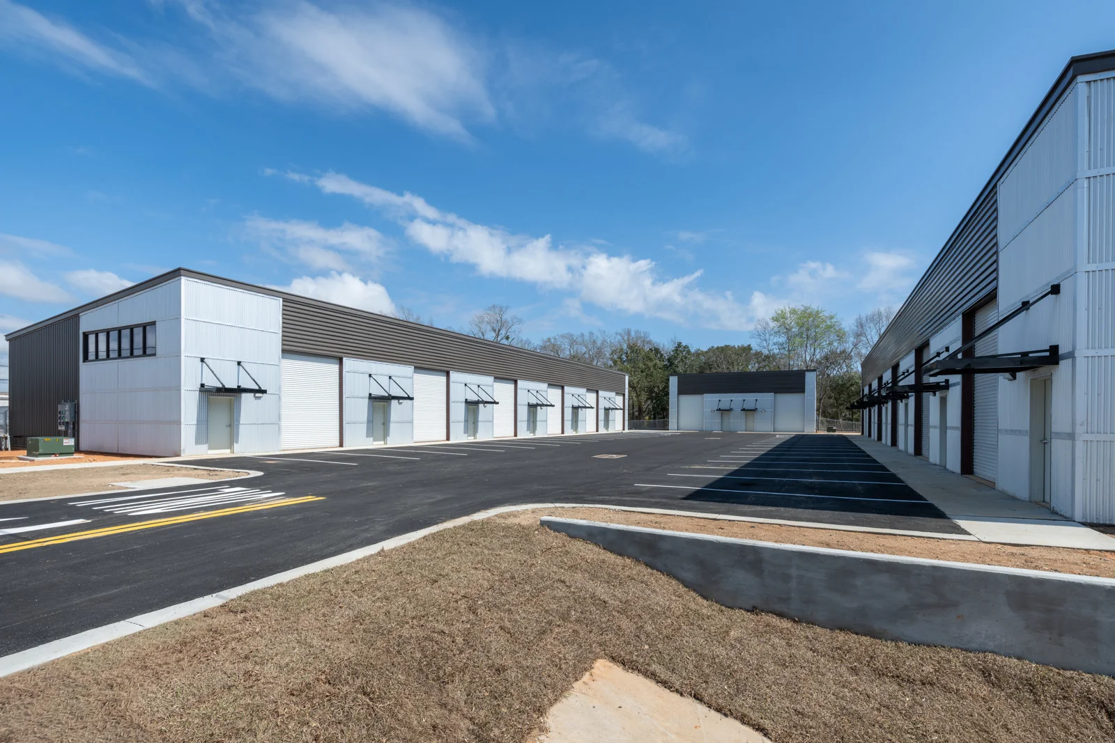 FlexIndustrial in Pensacola, FL — Sale in Pensacola, FL, photo 1 of 8