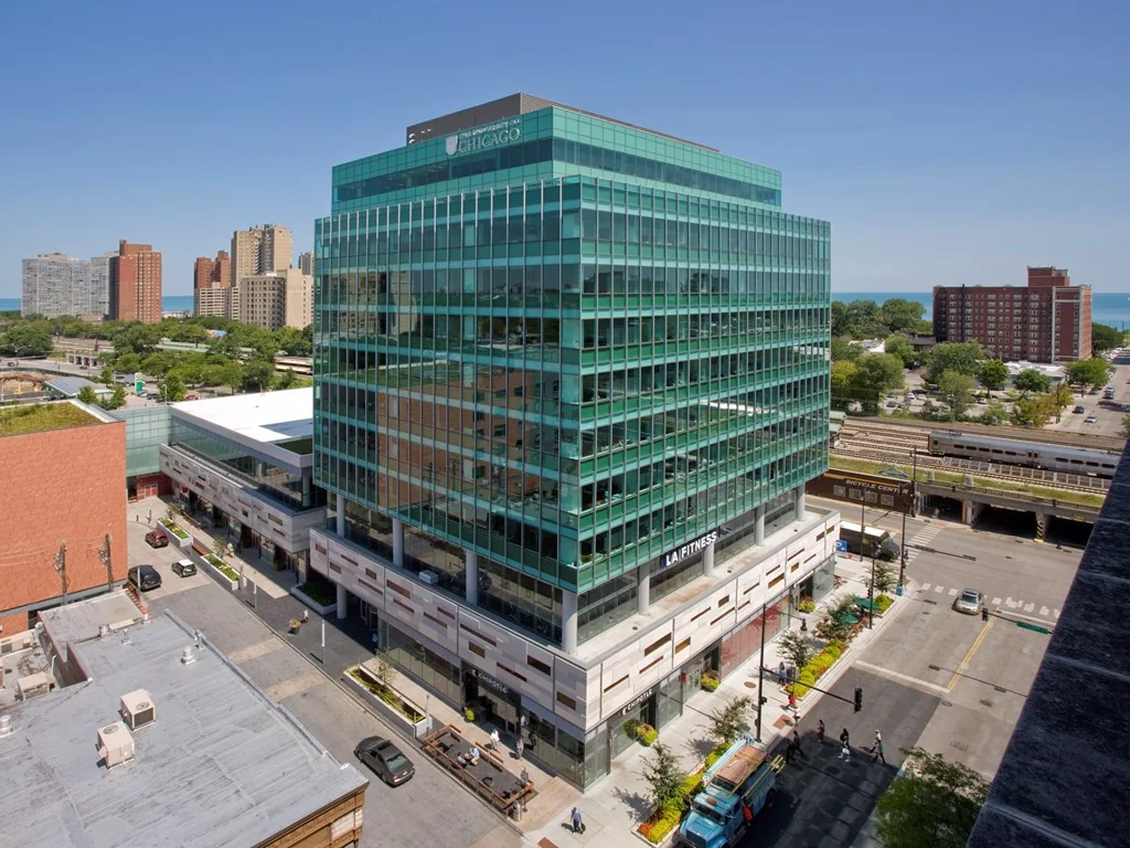 Harper Court - retail in Chicago, IL