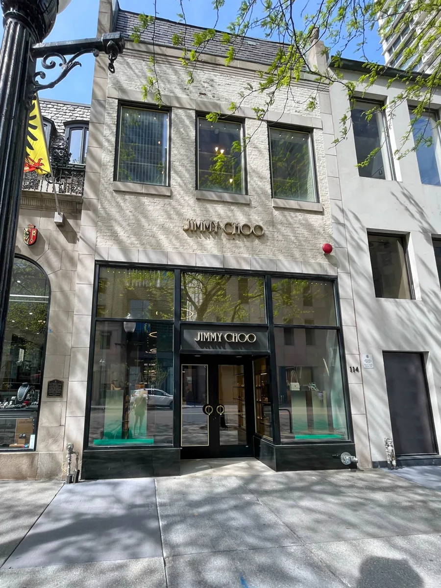 114 E. Oak - photo 1 - Chicago, IL