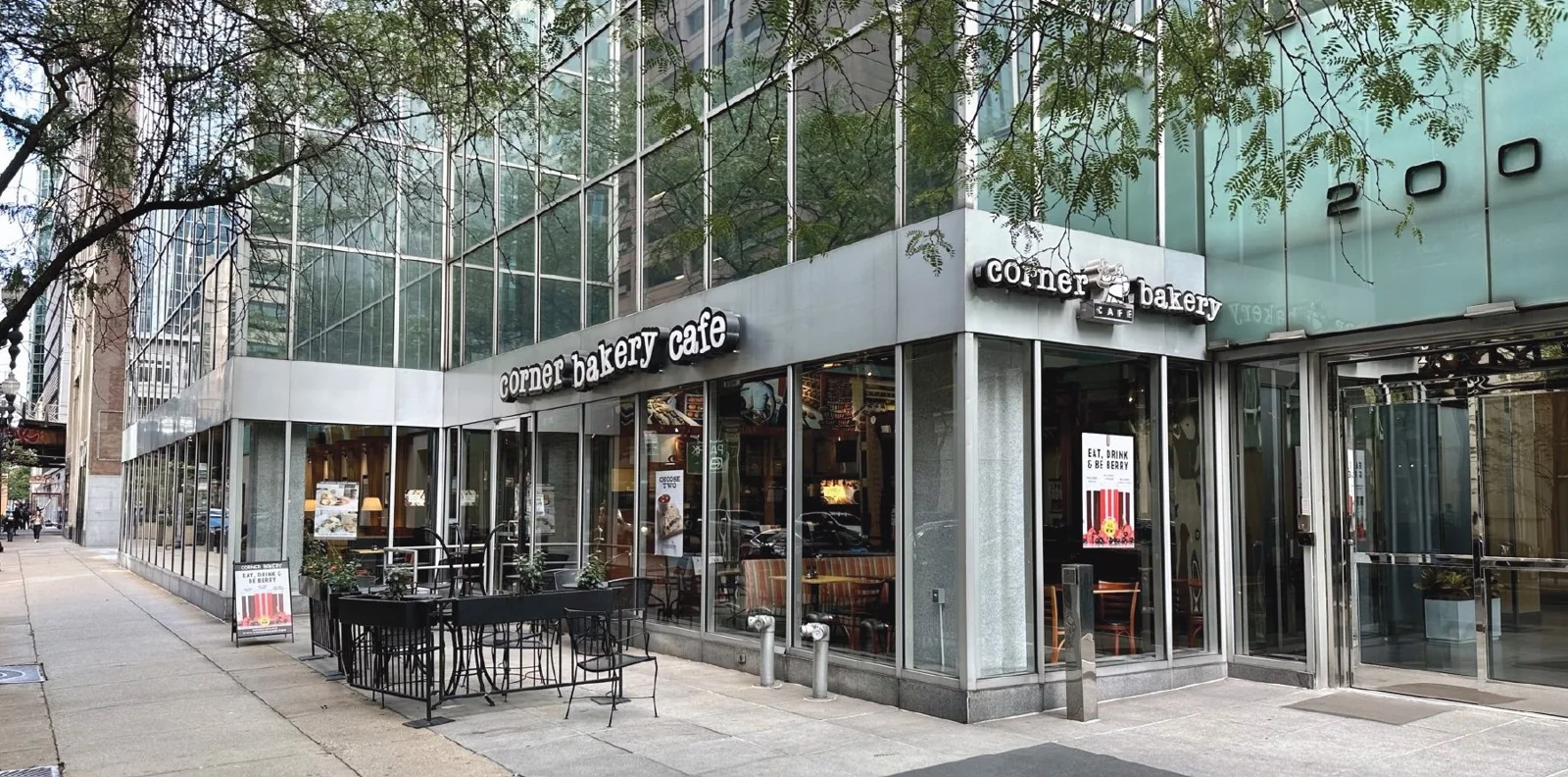 Retail in Chicago, IL