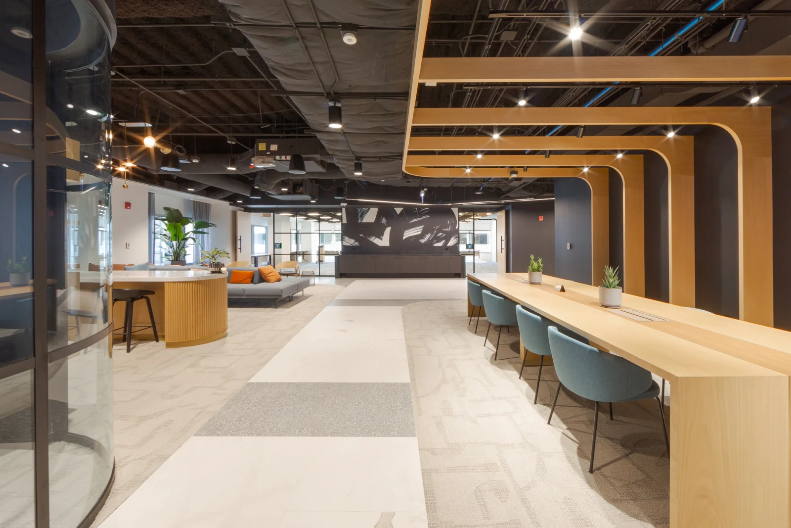 Office in Chicago, IL - photo 8 - Chicago, IL