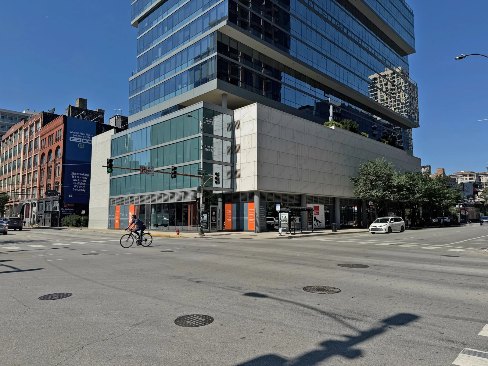 640 N Wells Street