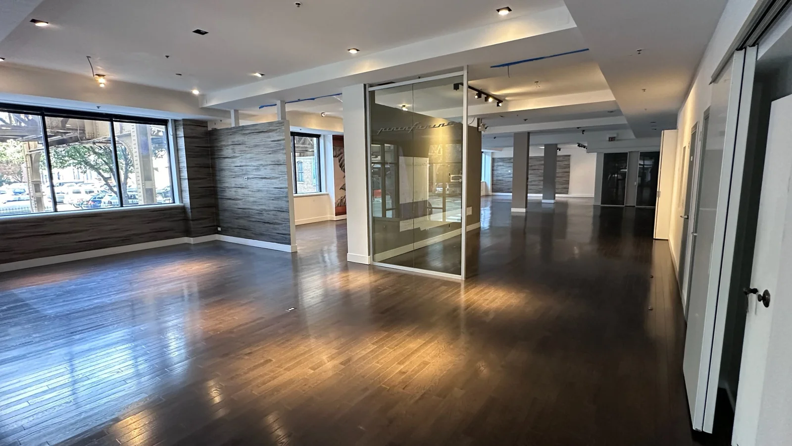 230 W. Huron - photo 5 - Chicago, IL