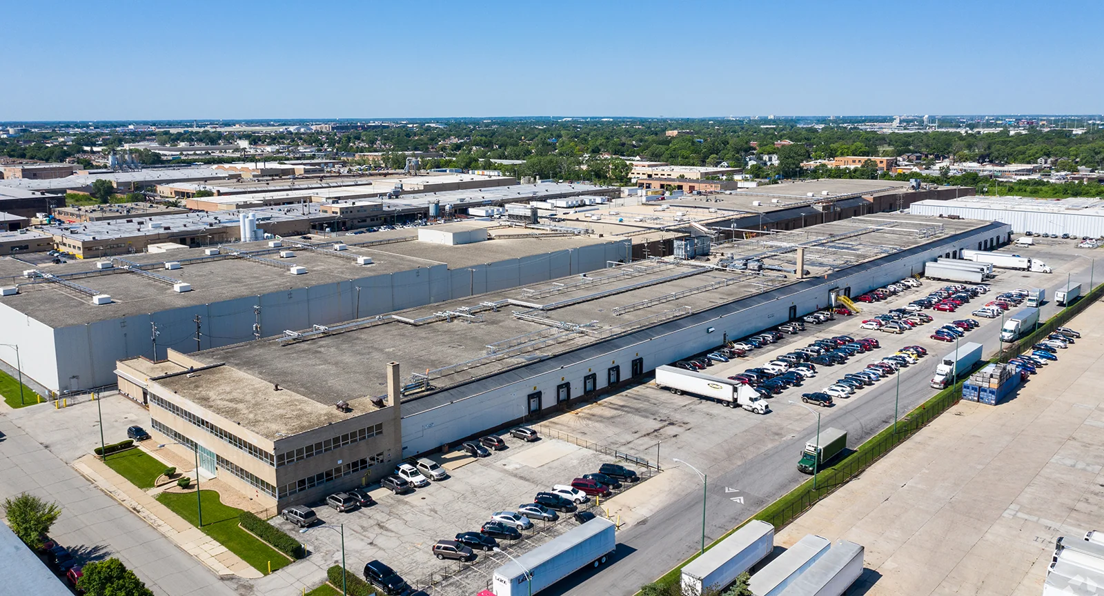 4220 S Kildare Ave, South Building, Unit M, K, J, W, Y — Lease in Chicago, IL, photo 2 of 2