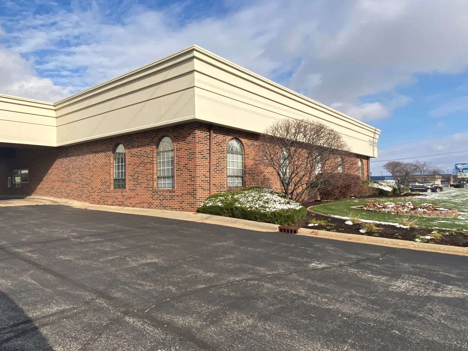 435 E. North St., Bradley, IL - photo 2 - Bradley, IL