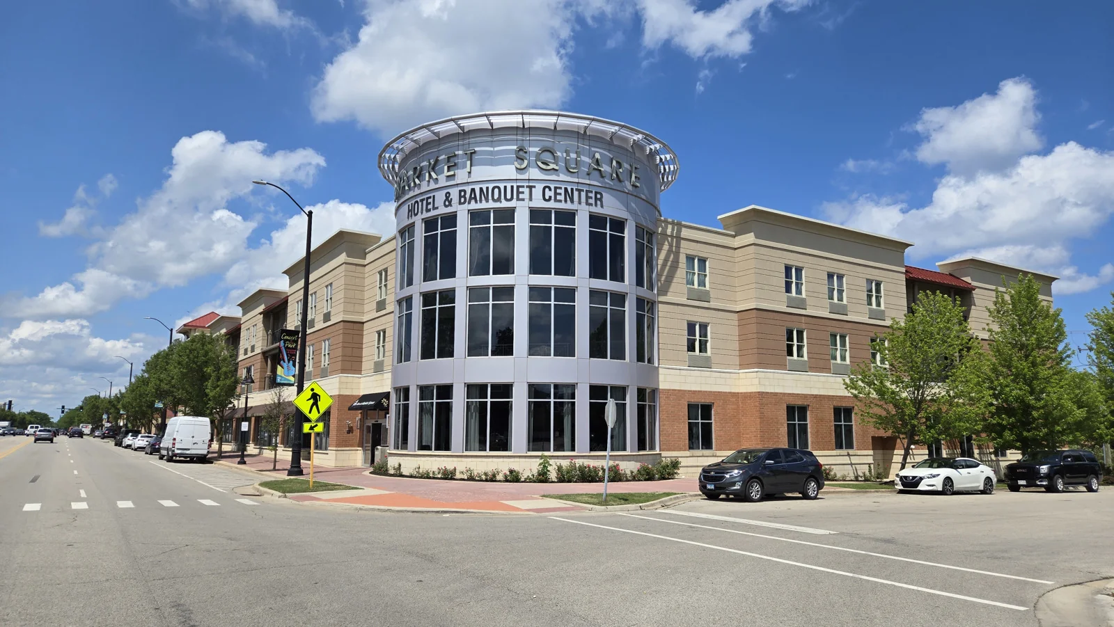 The Inn on Sheridan — Lease in Zion, IL, photo 1 of 6