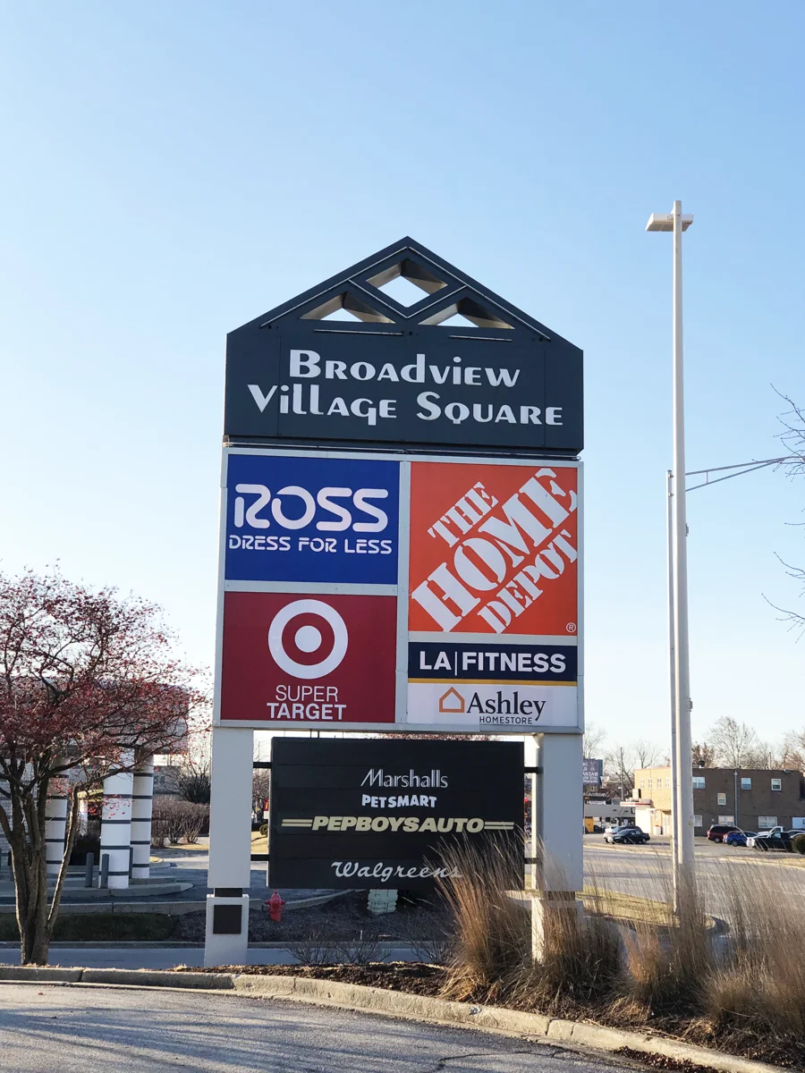 Broadview Village Square - photo 14 - Riverside, IL