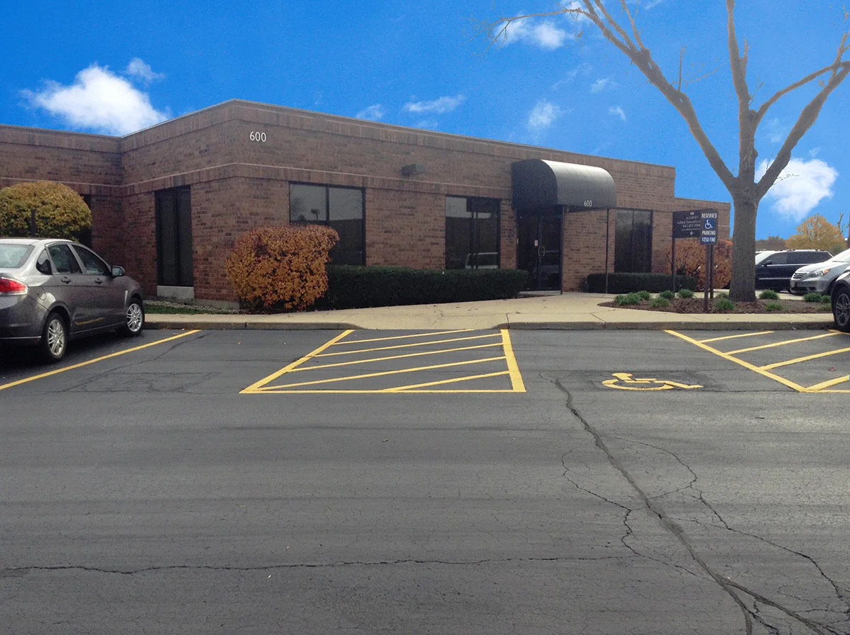 600-650 Academy Drive — Lease in Northbrook, IL, photo 4 of 4