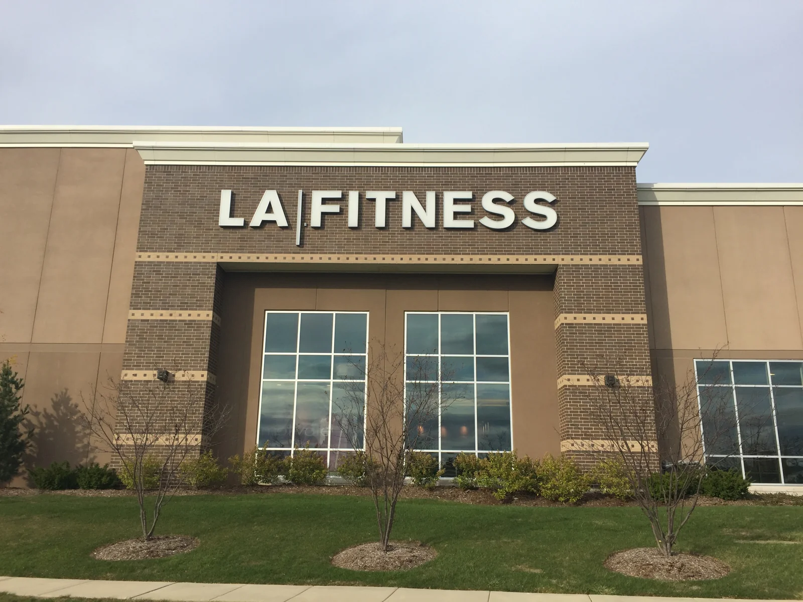 Shops at Glen Pointe - photo 6 - Northbrook, IL