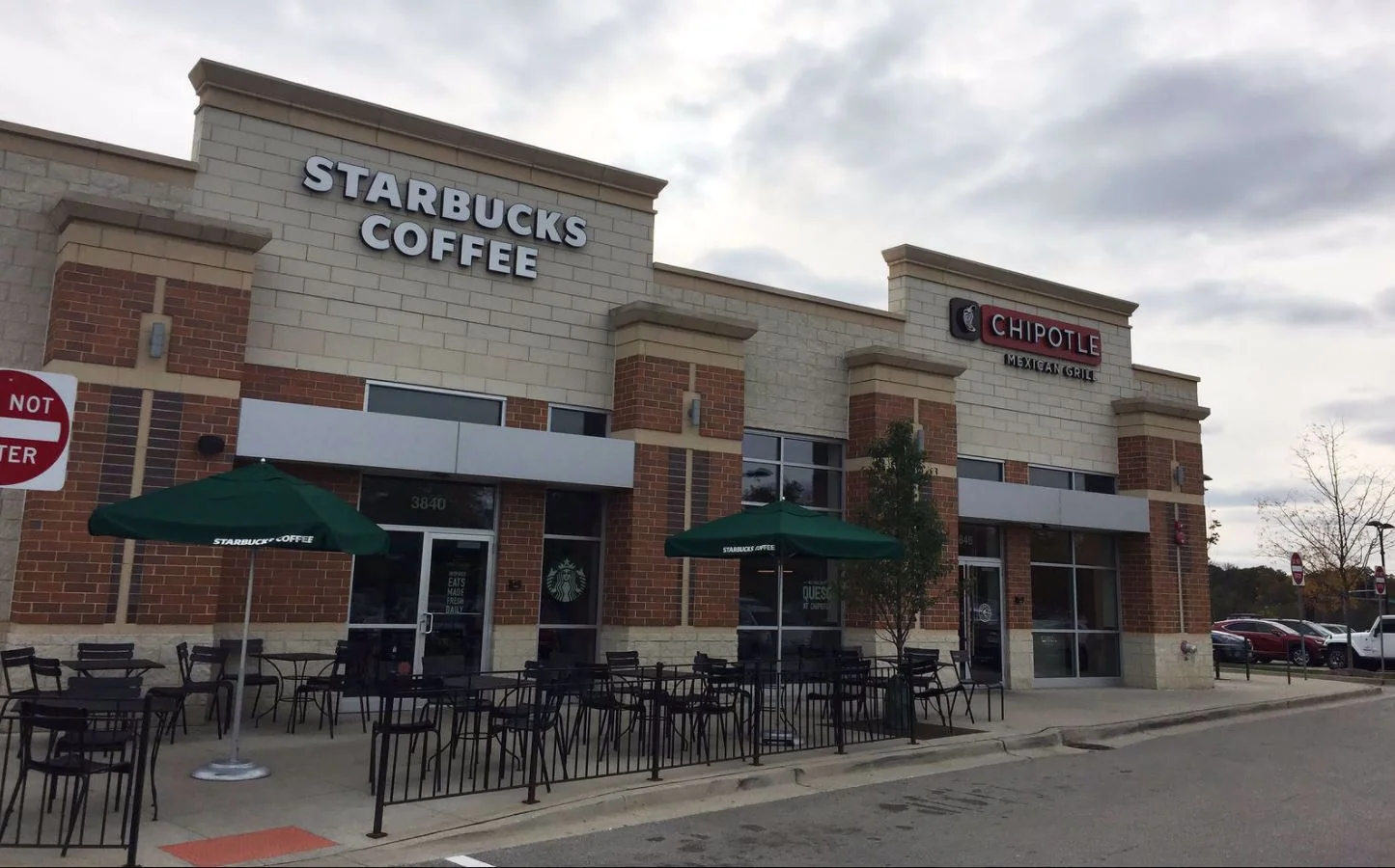 Shops at Glen Pointe - photo 8 - Northbrook, IL