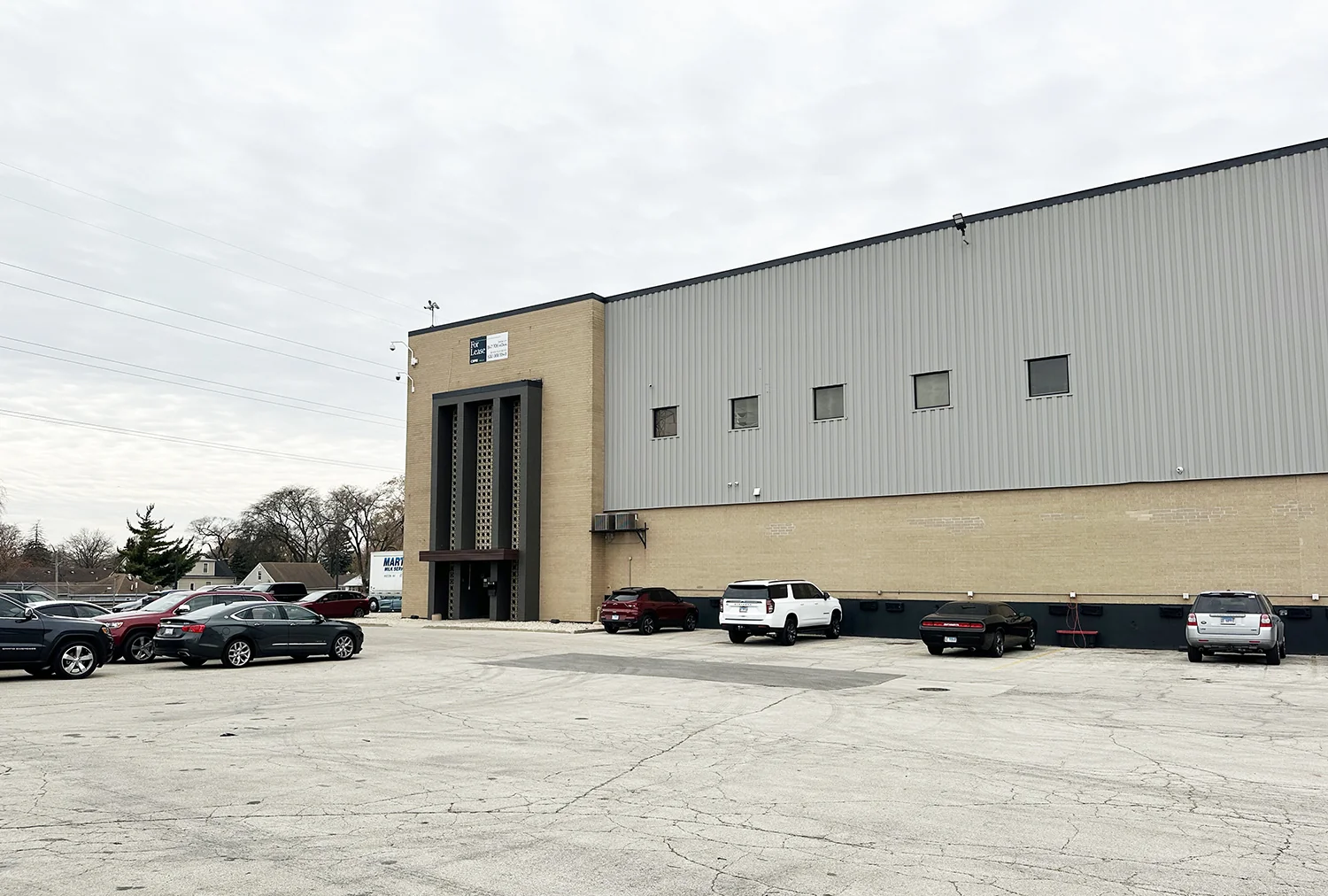 Melrose Park Distribution Center with Active Union… — Lease in Melrose Park, IL, photo 3 of 7