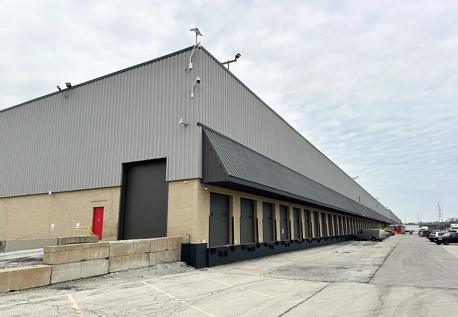 Melrose Park Distribution Center with Active Union… — Lease in Melrose Park, IL, photo 5 of 7