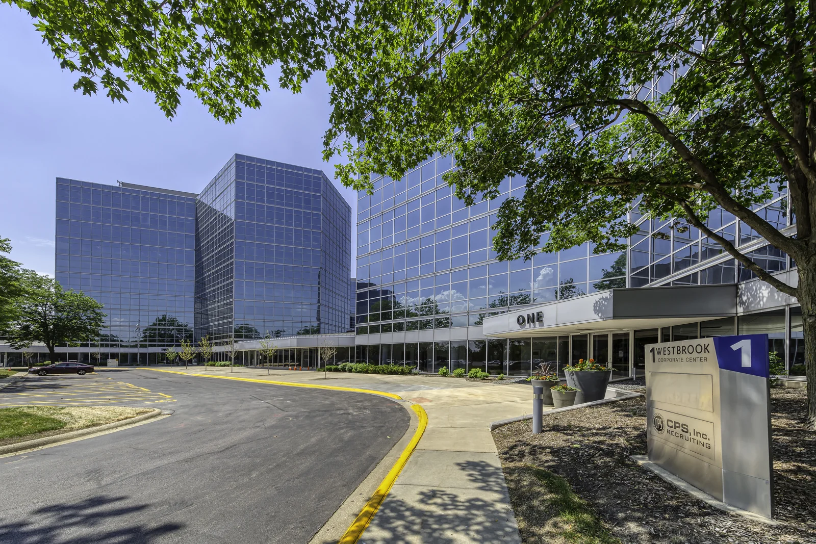 Westbrook Corporate Center - Tower 1 - photo 3 - Westchester, IL