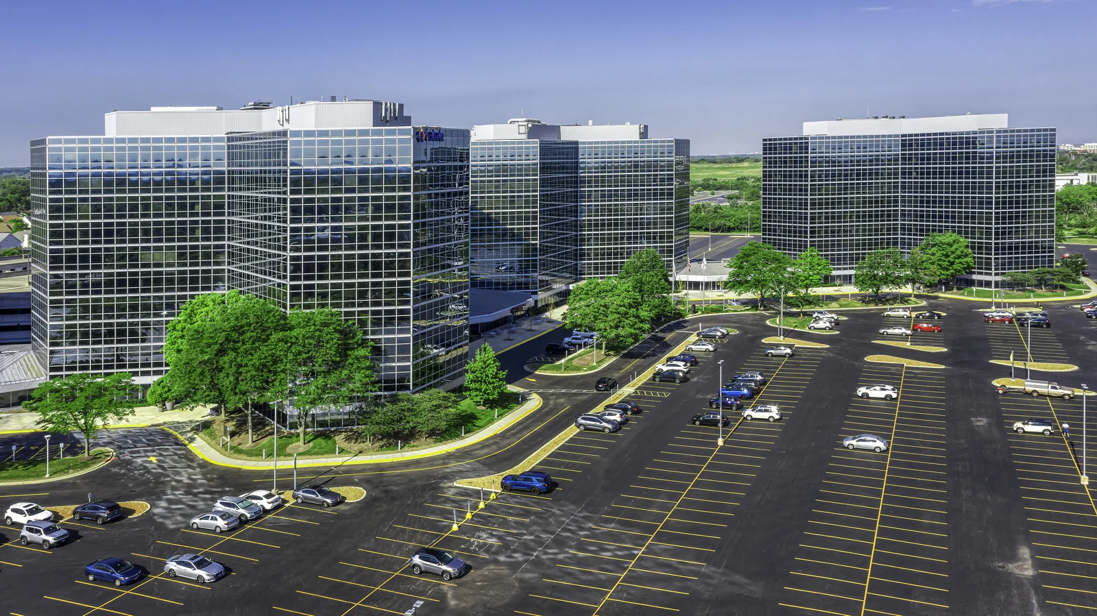 Westbrook Corporate Center - Tower 1 - photo 10 - Westchester, IL