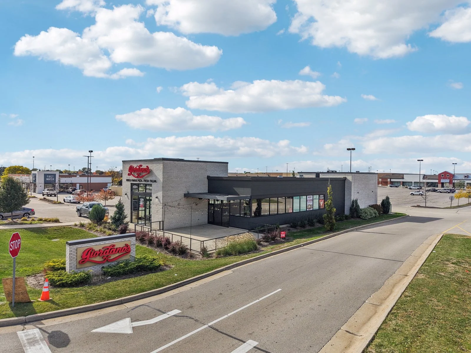 RETAIL - FREESTANDING SINGLE TENANT BUILDING — Lease in Kenosha, WI, photo 6 of 8