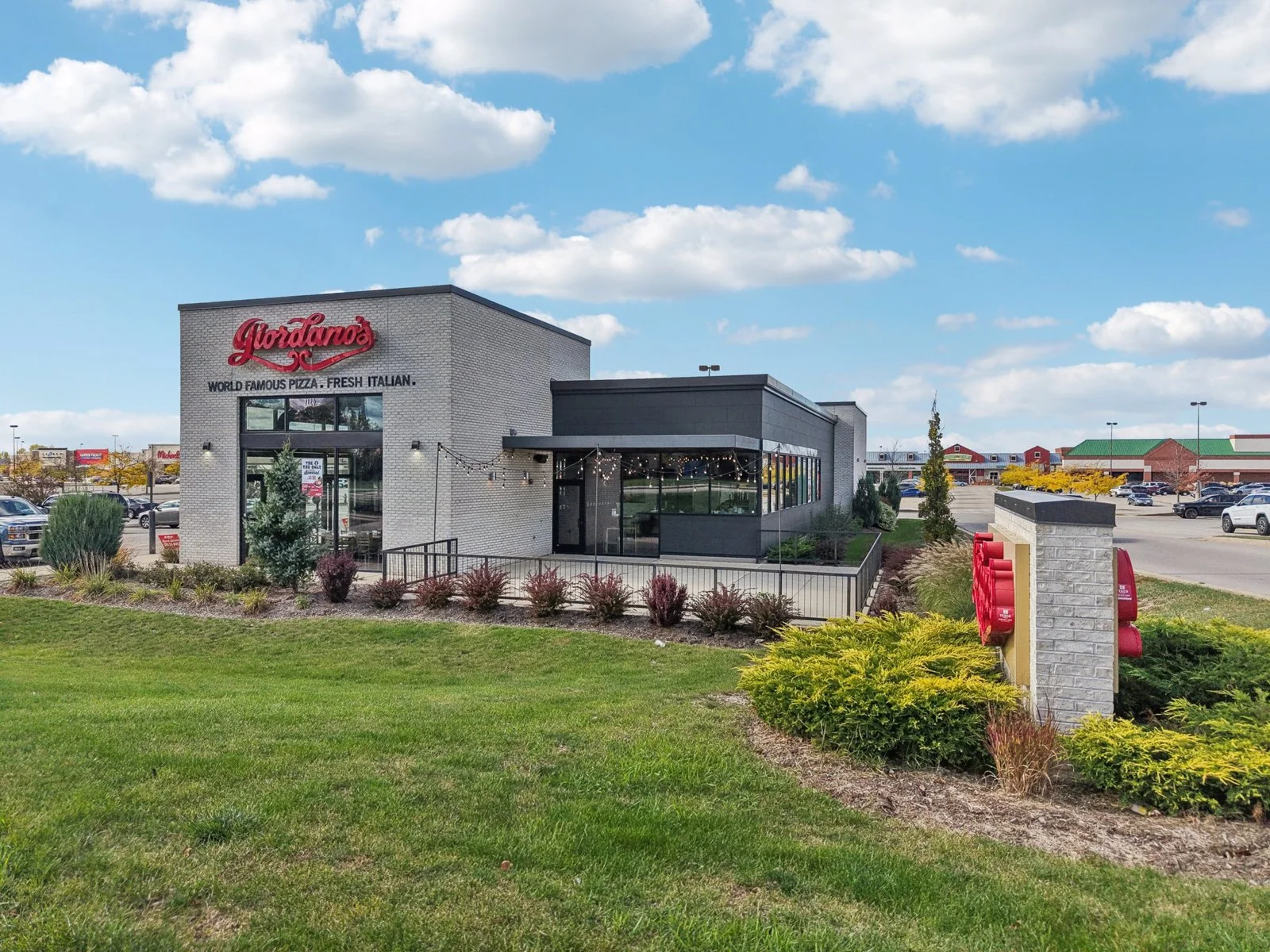 RETAIL - FREESTANDING SINGLE TENANT BUILDING — Lease in Kenosha, WI, photo 8 of 8