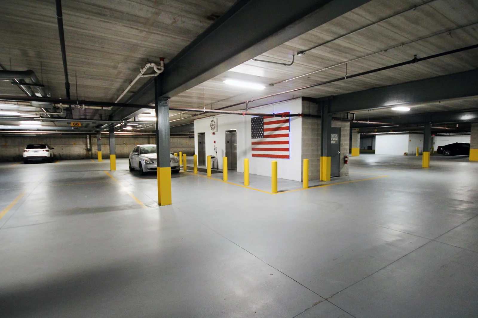 Estancia Corporate Centre — Lease in Burr Ridge, IL, photo 8 of 8