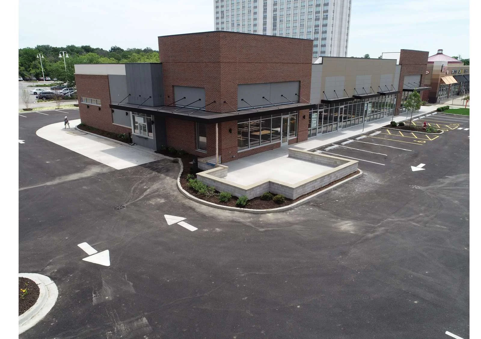 751 N Milwaukee Ave, Wheeling, IL 60090 — Lease in Wheeling, IL, photo 1 of 6