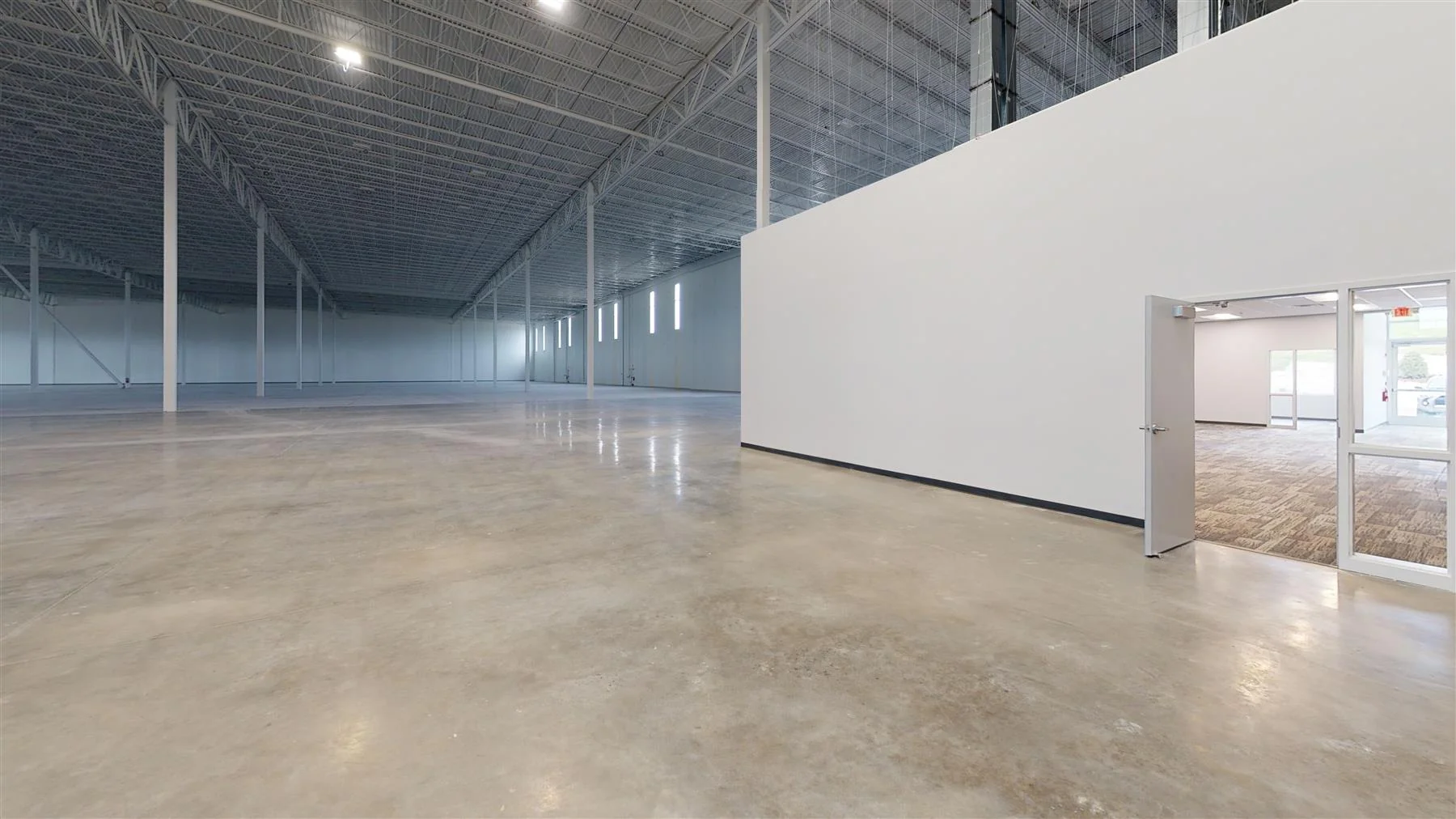 Industrial in Pleasant Prairie, Wisonsin — Lease in Pleasant Prairie, WI, photo 3 of 6