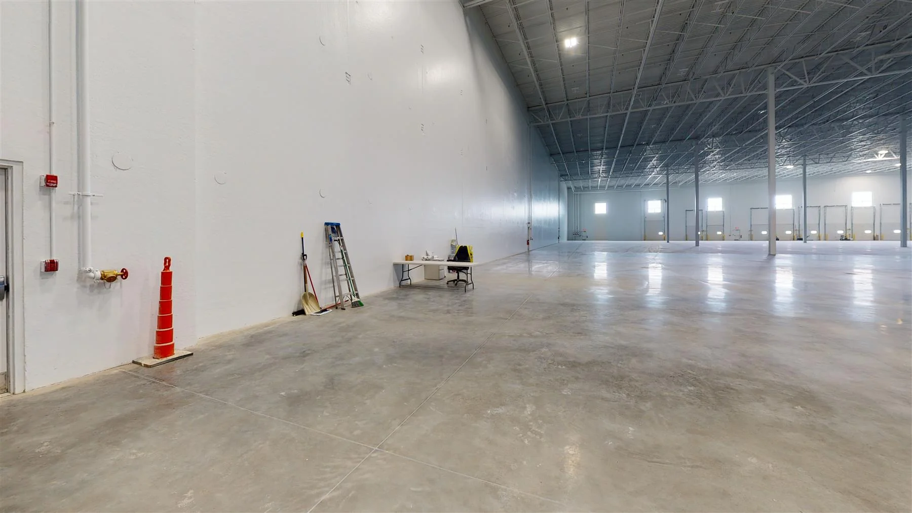 Industrial in Pleasant Prairie, Wisonsin — Lease in Pleasant Prairie, WI, photo 5 of 6