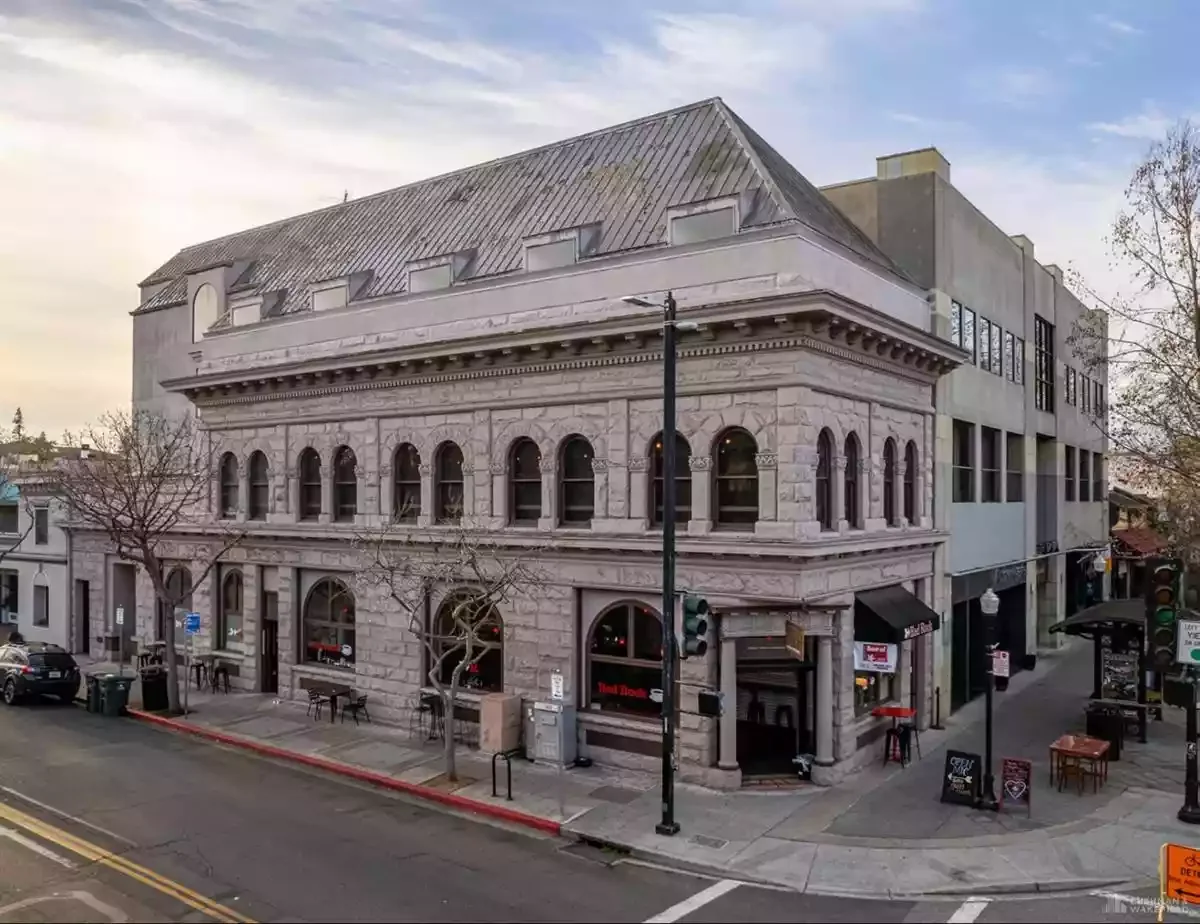 201 Castro St
