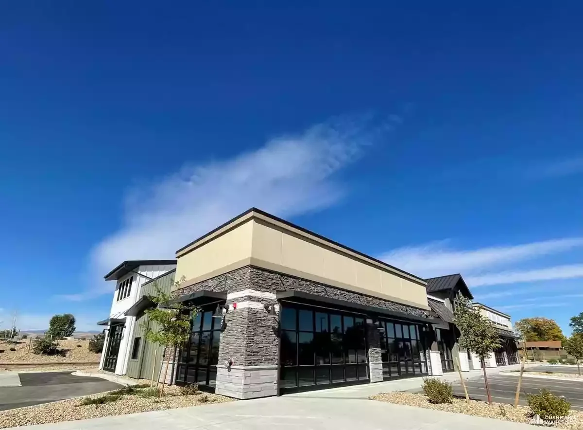 103-155 E 71st St — Lease in Loveland, CO, photo 2 of 4